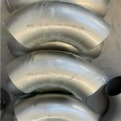 COUDE 90 degrés L 125 SCH20 0Cr18N9